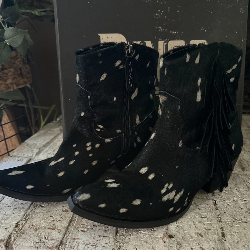 COPY - Dingo size 9 women’s boots